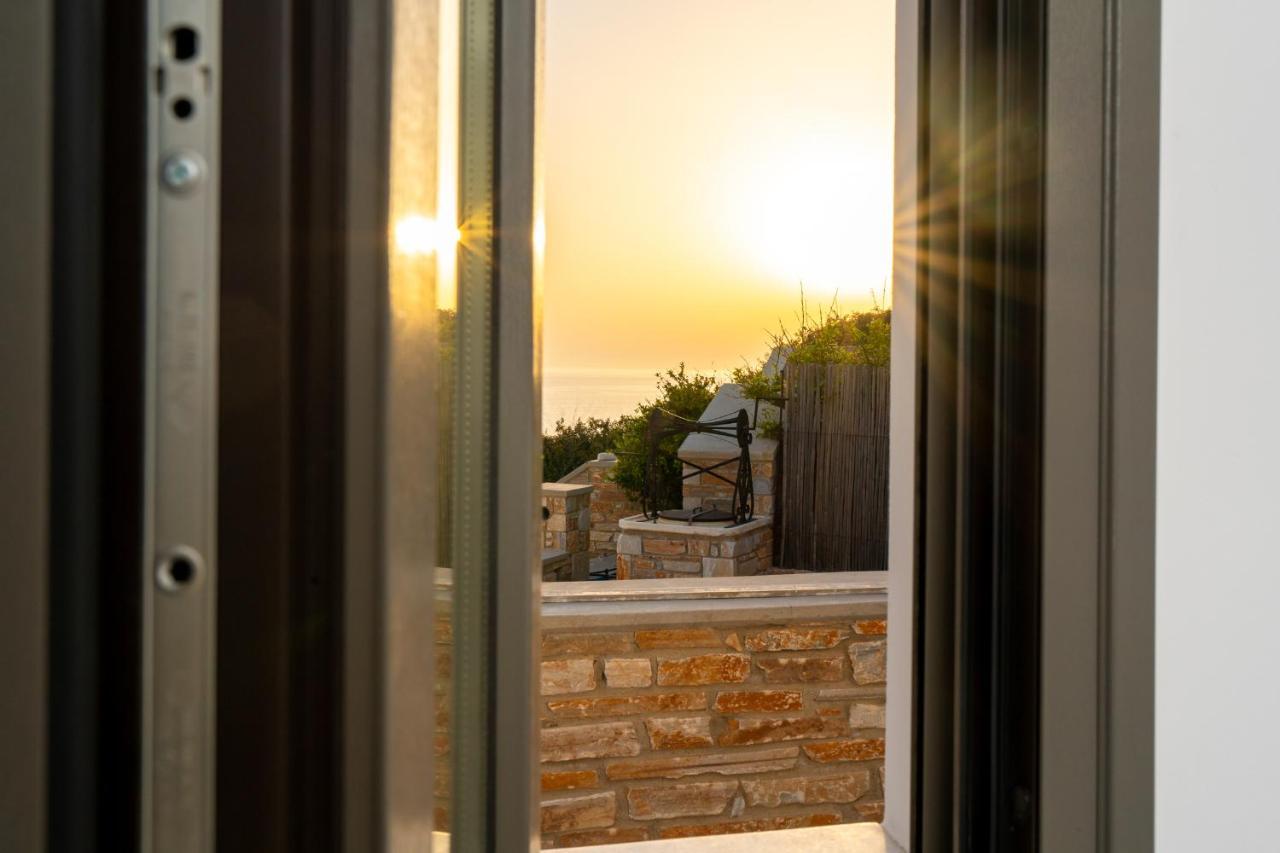 Ios Seaside House With Sunset View And Small Pool Exterior photo